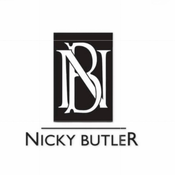 🔸NICKY BUTLER Limited Edition Multi Crystal Shooting Star Statement Necklace - Picture 12 of 12